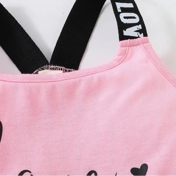 NWOT. Girls 2 Piece Graphic Shorts Set “LOVE” - Picture 6 of 7